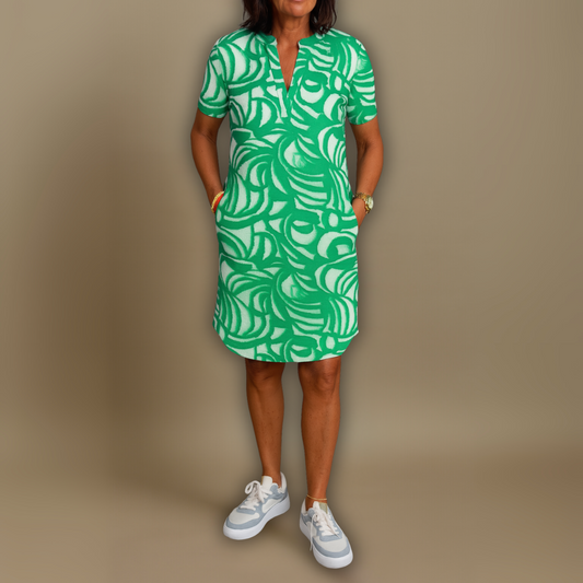 Ute | Leichtes Sommerkleid mit eleganter, femininer Silhouette