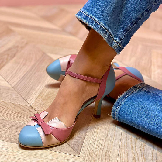 Farbblock-Stilettos mit Schleife, runde Zehenpartie und Knöchelriemen