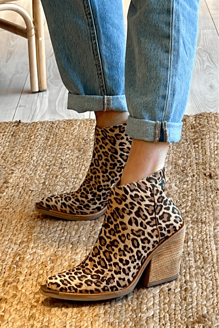 Leopardenmuster Stiefeletten mit Chunky Absatz