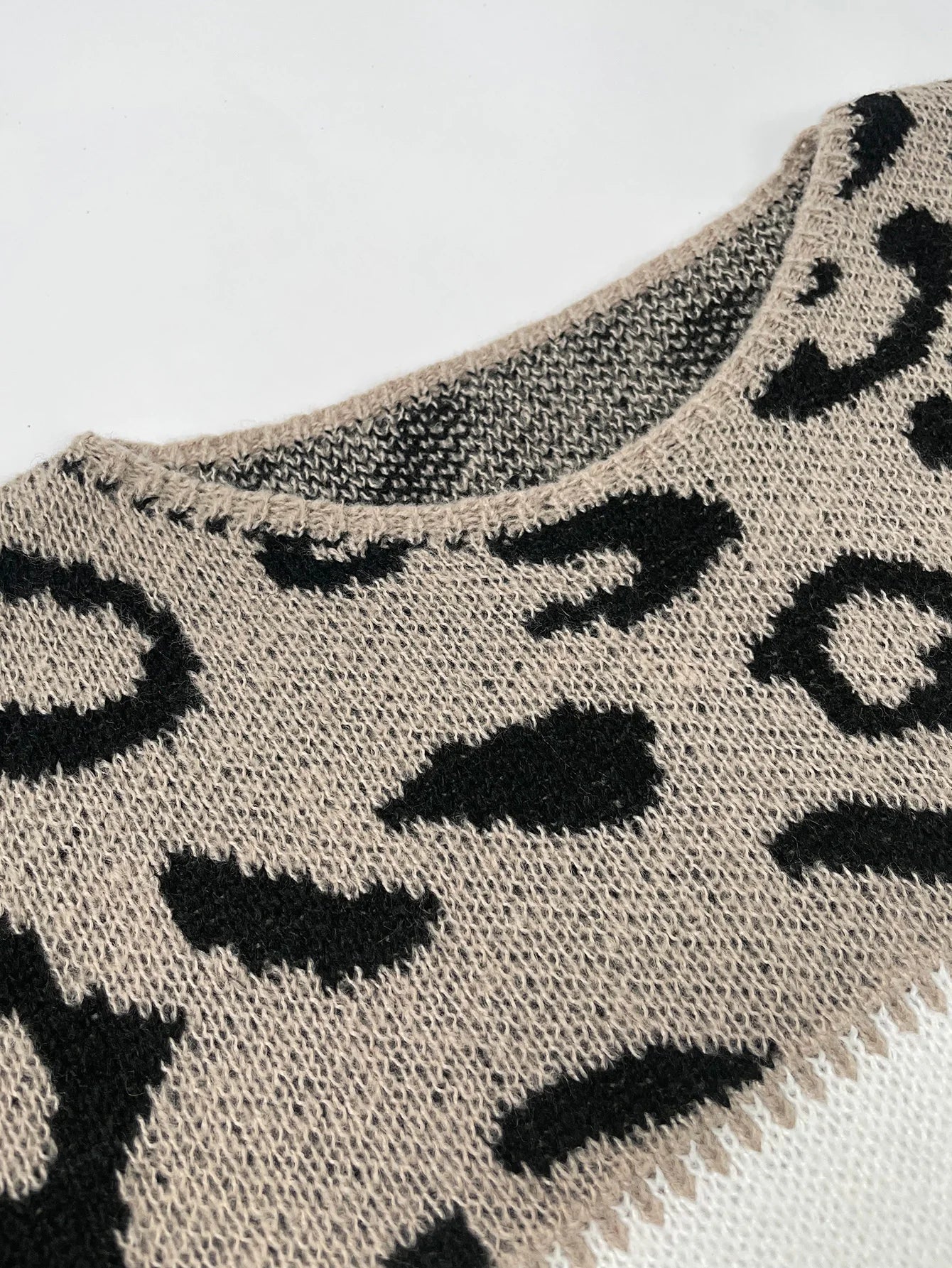 Lela | Leo Print Sweater