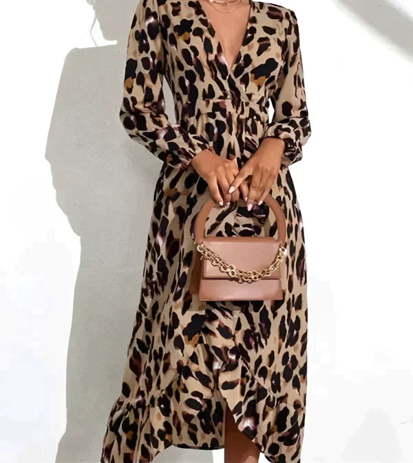 Margreet | V-Neck Dress with Leopard Print