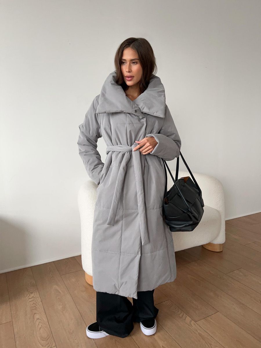 Mia | Elegante lange Pufferjacke mit Taillengürtel