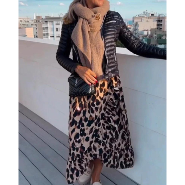 Margreet | V-Neck Dress with Leopard Print