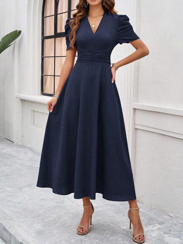 Andrea | Elegantes Midikleid mit stilvollem V-Ausschnitt