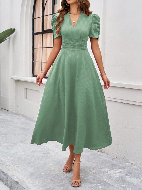 Andrea | Elegantes Midikleid mit stilvollem V-Ausschnitt