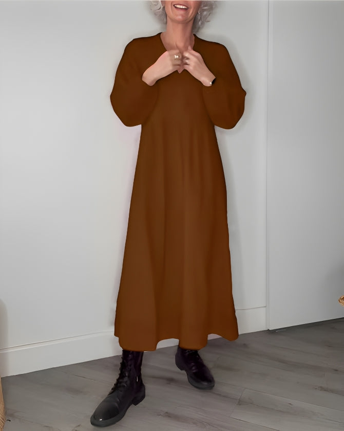 Amanda | Langes, figurbetontes Kleid mit V-Ausschnitt