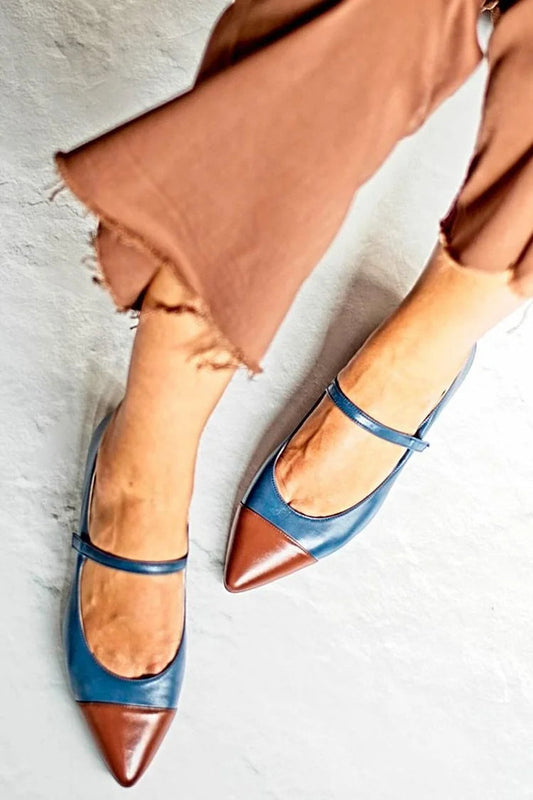 Marineblaue Colorblock-Flache Schuhe mit Riemchen und Schnalle, spitze Zehenpartie [Vorbestellung]