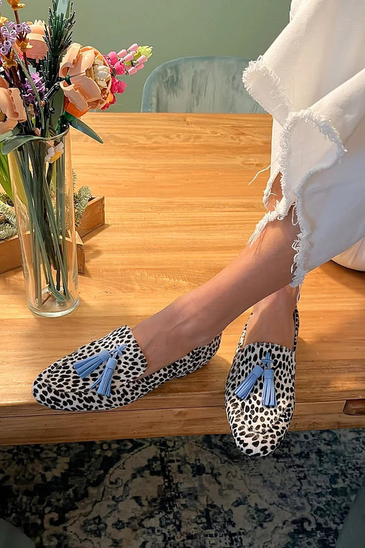 Casual Loafers mit gepunktetem Design und fransigen, unregelmäßigen Kanten