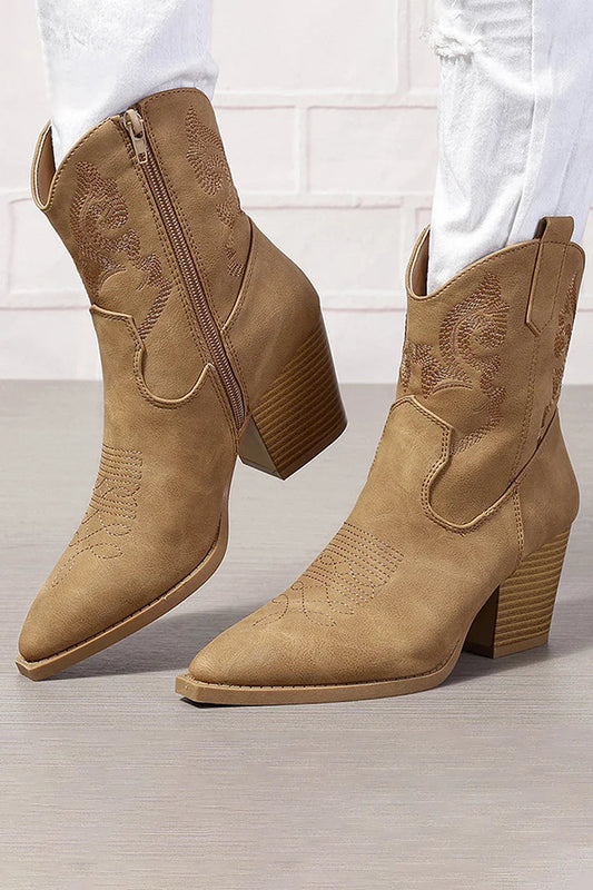 Spitz zulaufende Patchwork-Stiefeletten mit Knöchelabsatz