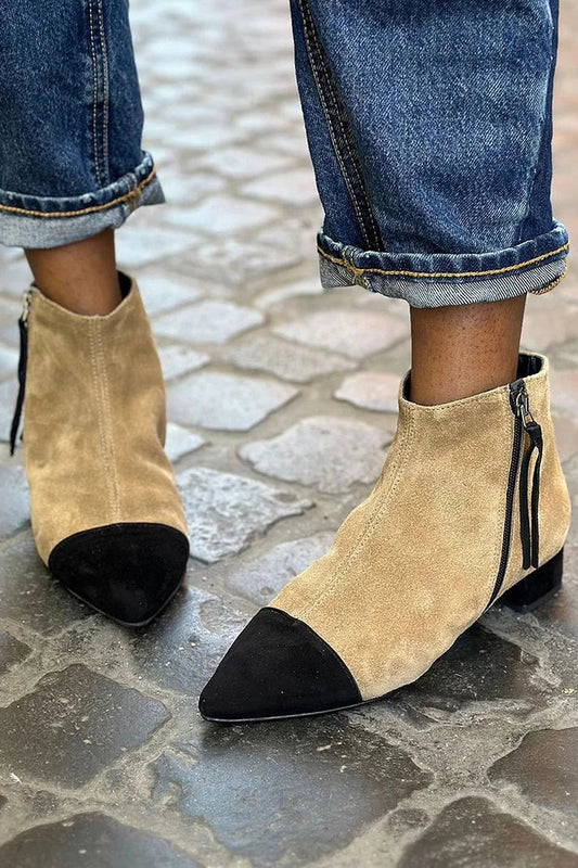 Khaki Farbblock-Stiefeletten mit spitzer Zehenpartie und klobigem Absatz [Vorbestellung]