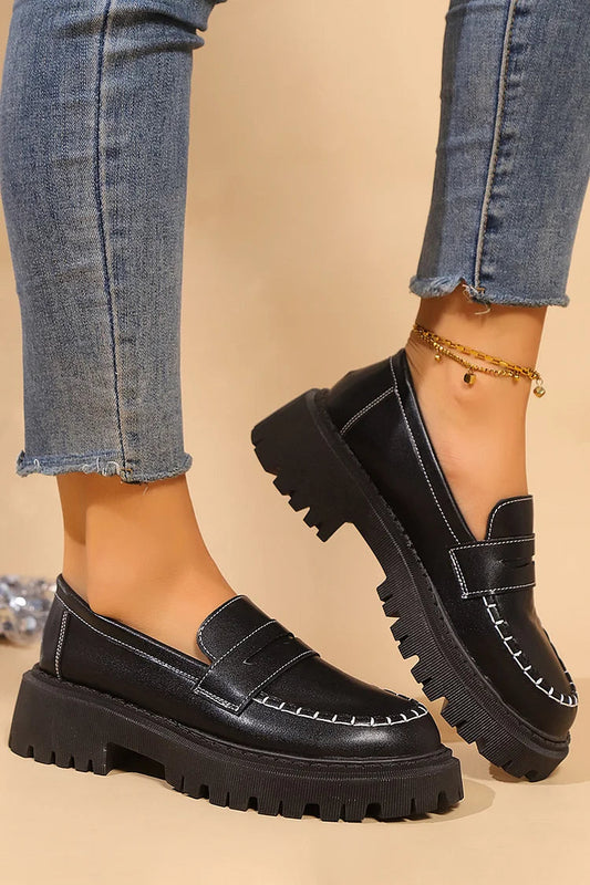 Bequeme Patchwork-Loafer mit runder Zehenpartie und robustem Absatz