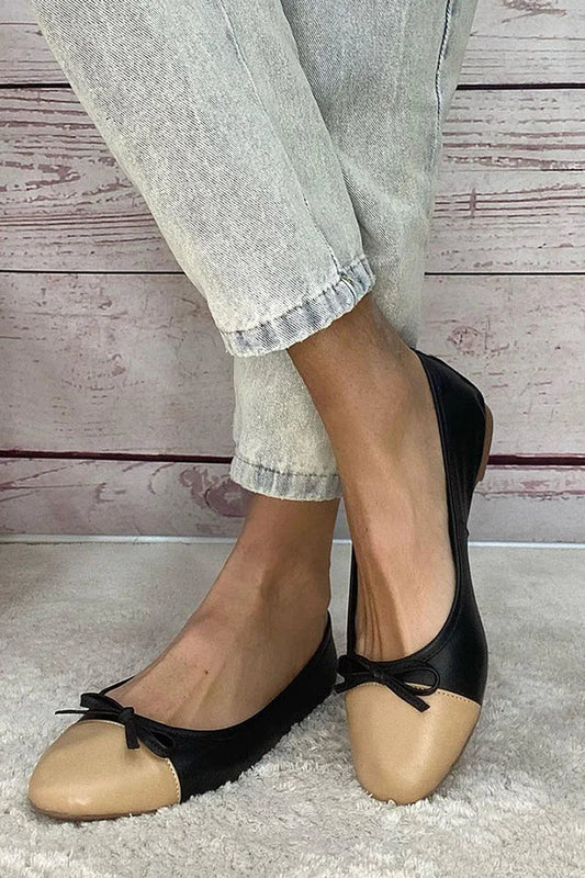 Schwarze Ballerinas mit Farbblock-Schleifenakzent und runder Zehenform