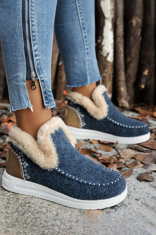 Gemütliche Patchwork-Schneestiefel mit dekorativen Nähten und runder Zehenform