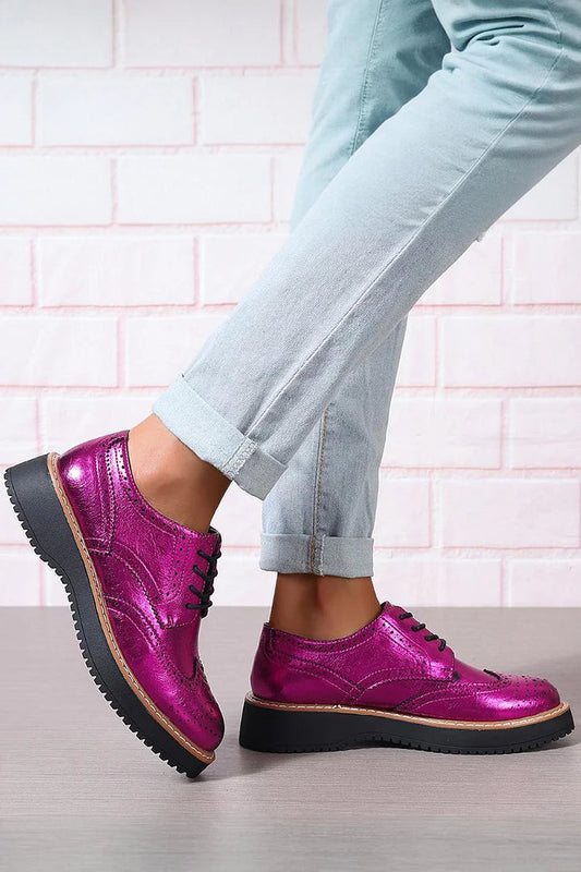 Metallisch glänzende Patchwork-Brogue-Oxfords mit runder Zehenpartie und Schnürung