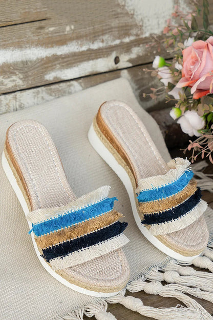 Gestreifte Espadrille-Plateau-Slipper für den Außenbereich mit Quasten