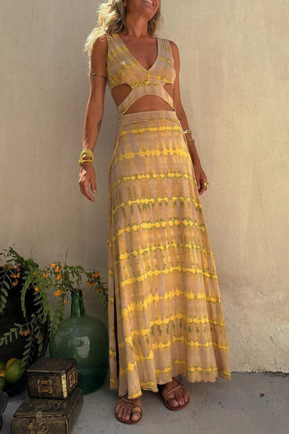 Chloe | Sommerkleid mit elastischem Schnitt und trendigem Tie-Dye-Design