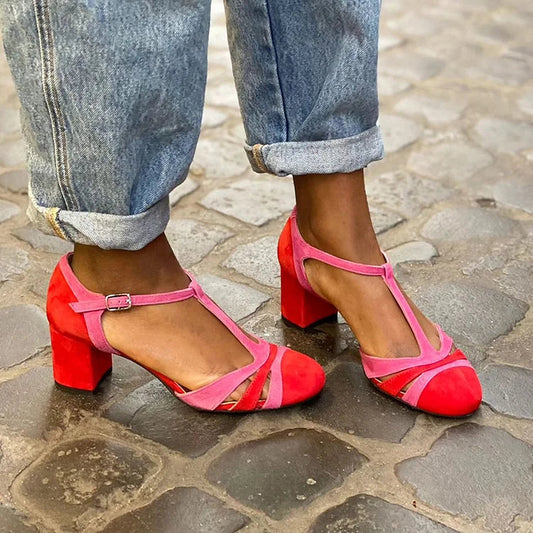 Fuchsiafarbene Chunky Heels mit Ausgehöhltem Farbblock und T-Riemenschnalle