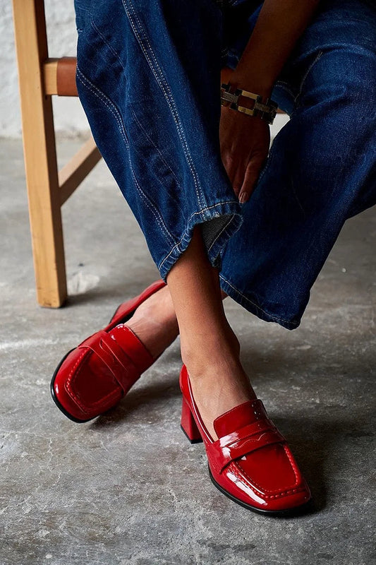 Rote, einfarbige, klobige Absatzschuhe mit quadratischer Zehenpartie im Patchwork-Design [Vorbestellung]