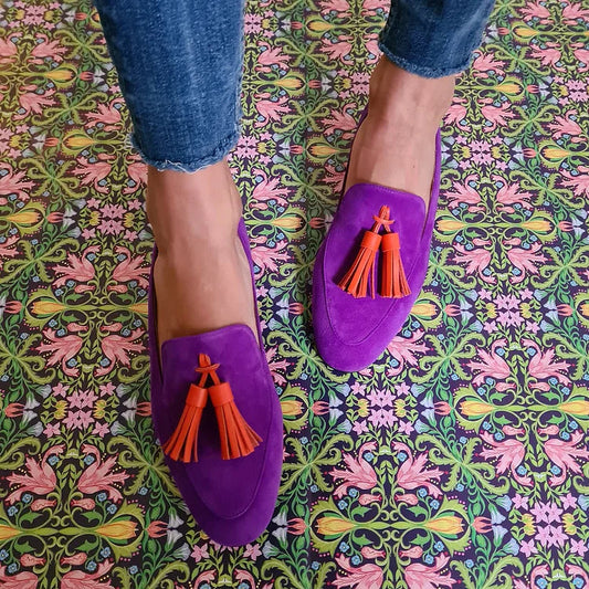 Matte Wildlederimitat Retro-Loafer mit Quastenakzenten