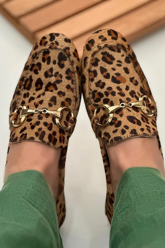 Khaki Slipper mit Metall-Schnallenakzent und Leopardenmuster