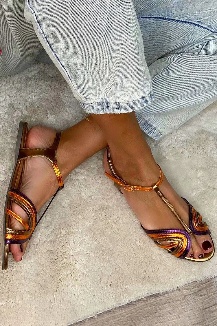 Bunte Peep-Toe-Sandalen mit goldfarbener T-Riemenschnalle