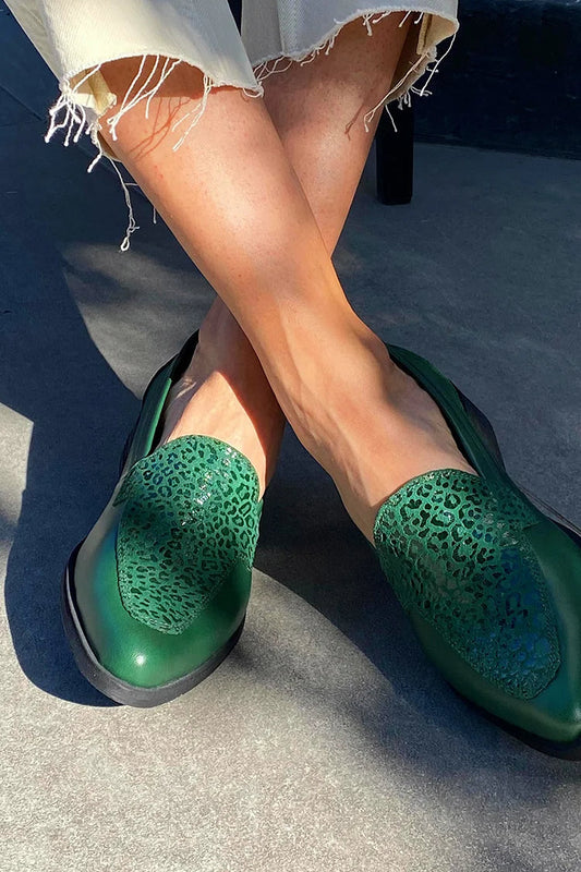 Grüne Leopardenmuster-Patchwork-Slipper mit spitzem Zehenbereich [Vorbestellung]