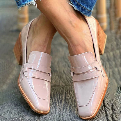 Rosa Lackleder Chunky Loafer mit quadratischer Spitze