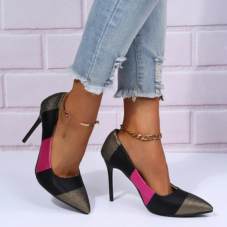 Eleganter Farbblock-Stiletto mit spitzem Zehenbereich und Slip-on-Design