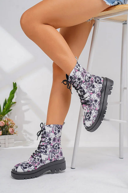 Bequeme Schnürstiefeletten mit runder Zehenpartie und Blumen-Schädel-Muster