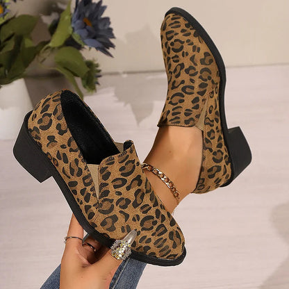 Bequeme Leopardenmuster-Slipper mit runder Zehenpartie und robustem Absatz