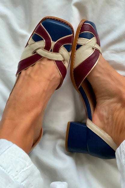 Gewebte Colorblock-Slipper mit quadratischer Zehenpartie und stilvollen, klobigen Absätzen
