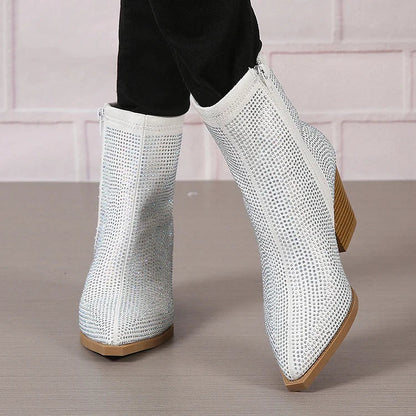 Spitz zulaufende Strass-Stiefeletten mit Reißverschluss und robustem Absatz