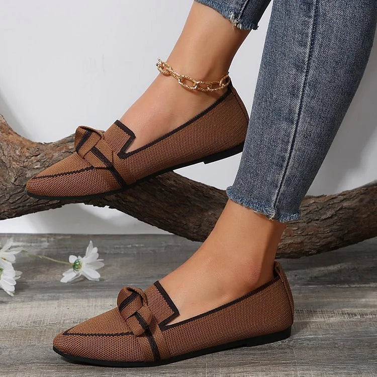 Bequeme Low-Top Strick-Flats mit Schleife und kontrastfarbener spitzer Zehenpartie