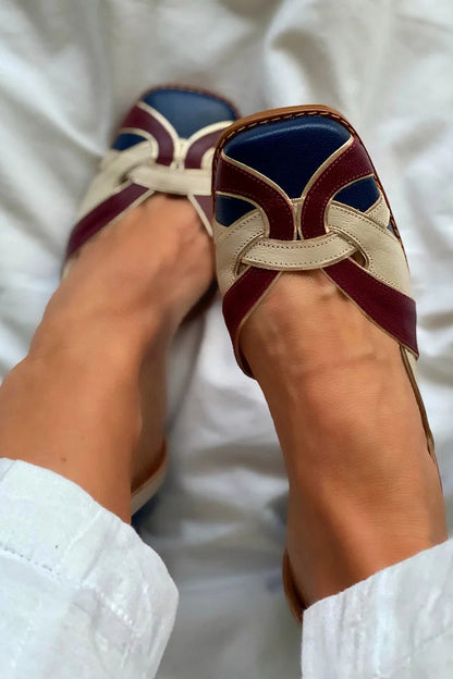Gewebte Colorblock-Slipper mit quadratischer Zehenpartie und stilvollen, klobigen Absätzen