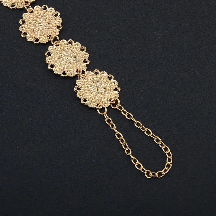 Boho-Fußkettchen mit Zehenring, Skulptur, Blumenscheibe und geschichteten Quasten