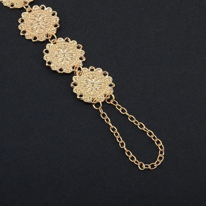 Boho-Fußkettchen mit Zehenring, Skulptur, Blumenscheibe und geschichteten Quasten