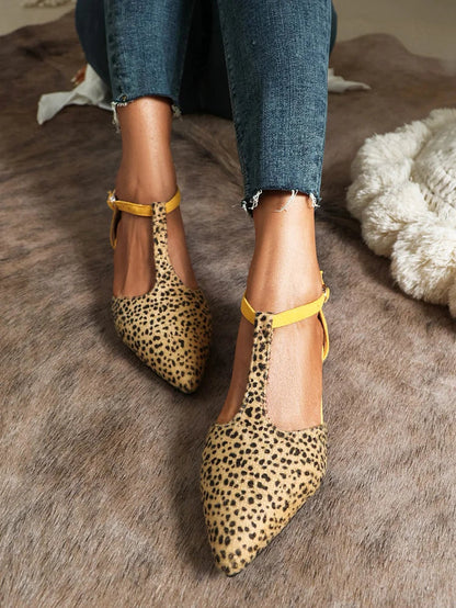 Damen Freizeit-Flats mit Leopardenmuster, Colorblock-Knöchelriemen, Schnalle und spitz zulaufender Zehenpartie