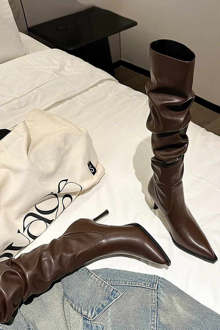 Kniehohe Stiefel mit spitzem Zehenbereich und einfarbigem Patchwork-Stiletto-Absatz