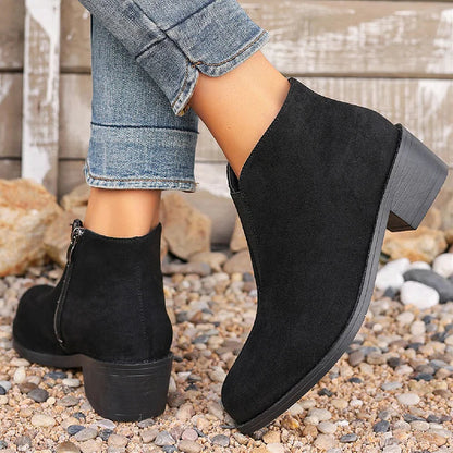 Spitz zulaufende Patchwork-Stiefeletten mit Reißverschluss und robustem Absatz