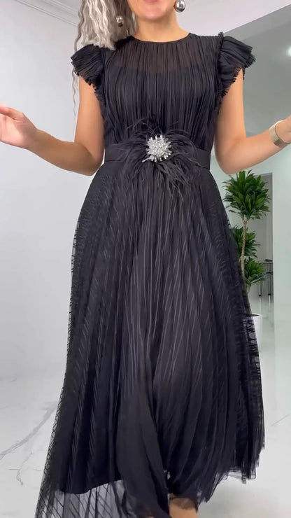 Elegantes Chiffonkleid mit tailliertem Schnitt