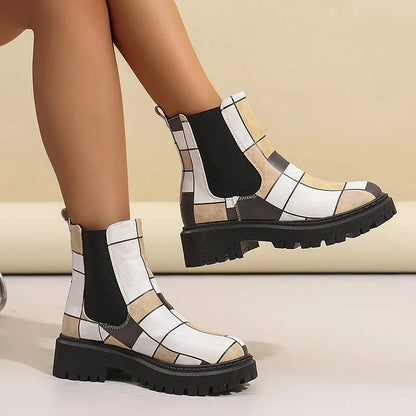 Mehrfarbige Patchwork-Stiefeletten mit robustem Absatz und runder Zehenpartie