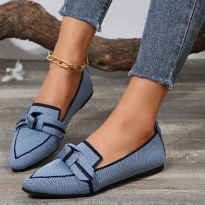 Bequeme Low-Top Strick-Flats mit Schleife und kontrastfarbener spitzer Zehenpartie