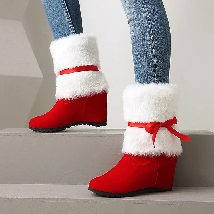 Flauschige, weihnachtliche Stiefel mit runder Zehenpartie, Keilabsatz und Schleifenbindung