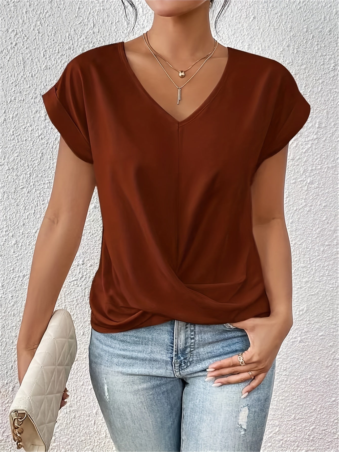 Cleo | Komfortables T-Shirt mit Herz-Ausschnitt für den Alltag