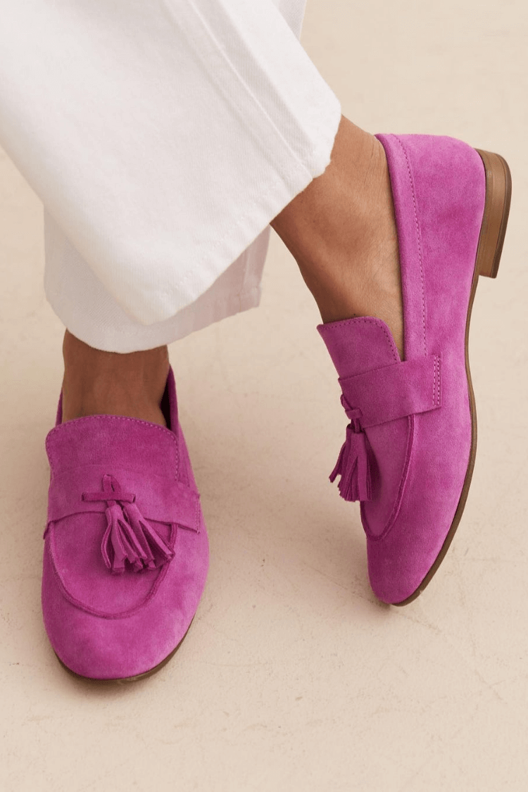 Magenta Wildleder Quasten-Loafer mit dekorativen Fransen