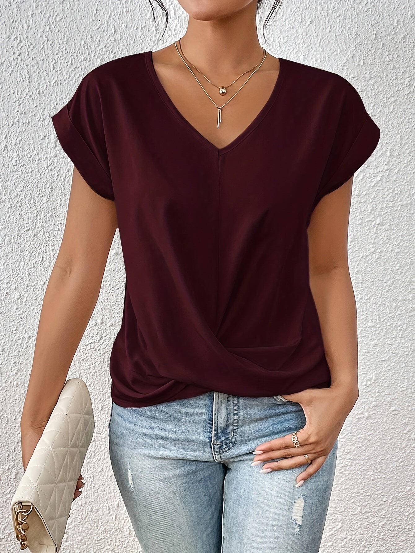 Cleo | Komfortables T-Shirt mit Herz-Ausschnitt für den Alltag