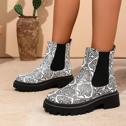 Mehrfarbige Patchwork-Stiefeletten mit robustem Absatz und runder Zehenpartie