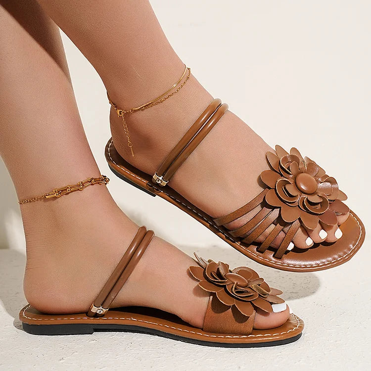 Schlichte, lässige Riemchensandalen mit 3D-Blumen und Strasssteinen