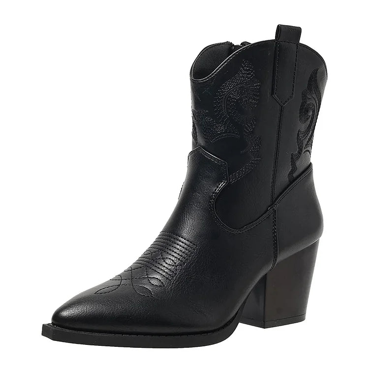 Spitz zulaufende Patchwork-Stiefeletten mit Knöchelabsatz