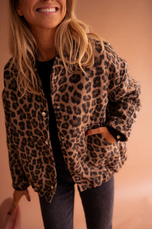 Daniela | Trendige Leopardenjacke für einen stylishen Auftritt